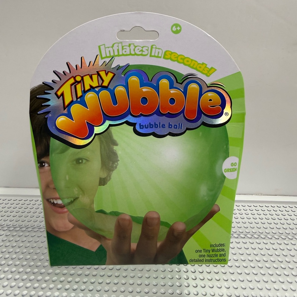Tiny wubble bubble ball go green